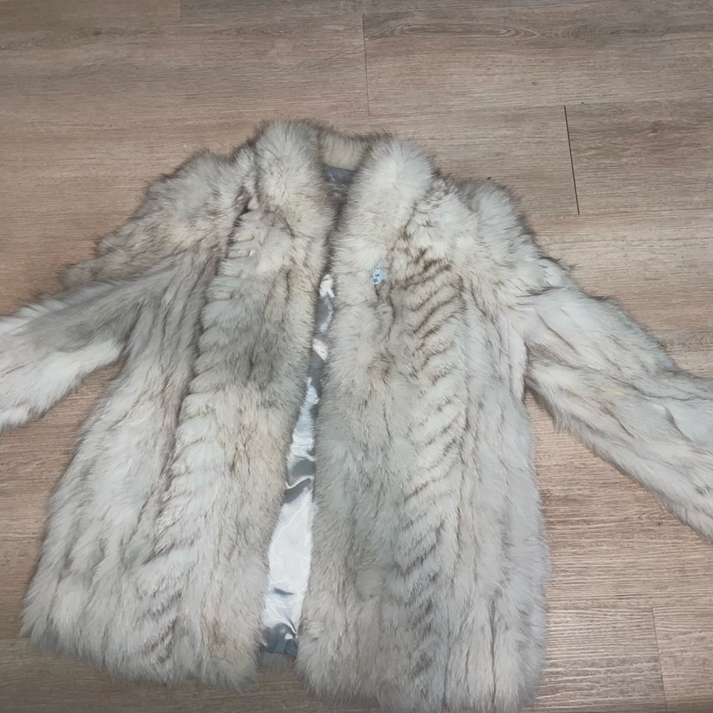 SOLD SAGA FOX vintage fur coat